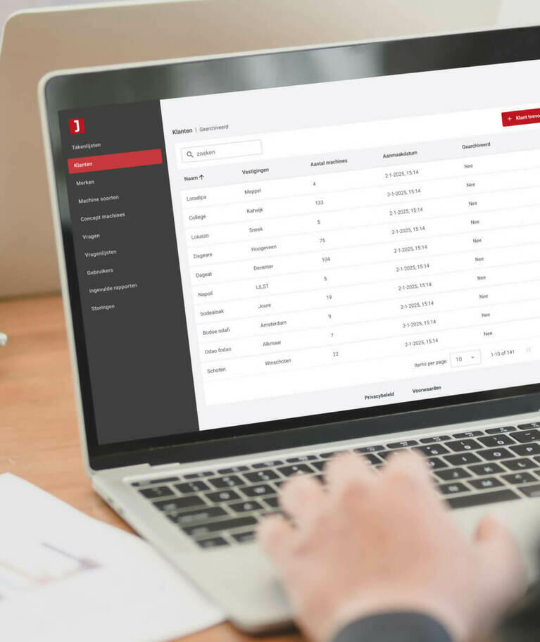 Coolminds case: Het ontwikkelen van een keurings- en inspectie-applicatie voor JOVI met geïntegreerd klantportaal